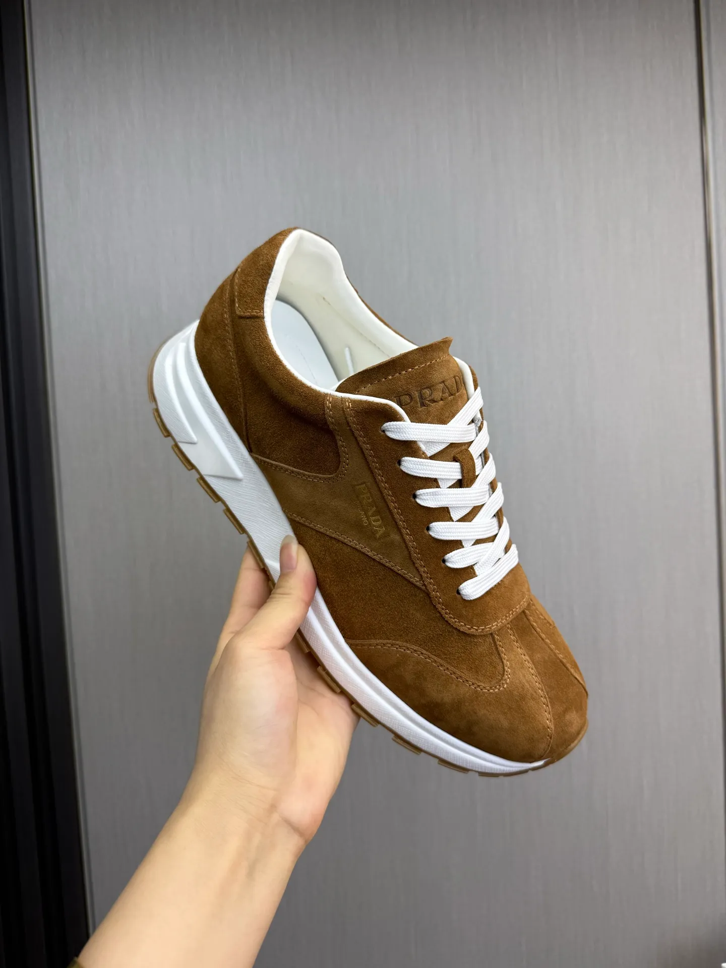 Men's shoes 💰580💰 [PRADA] Hot-selling men's shoes shipped 👏Official website synchronized ⬆️ Original cowhide fabric + cowhide lining, cowhide feet 🐮 1:1 shipment ✔️Original original sole, 38-45 (45. Customized, non-refundable)